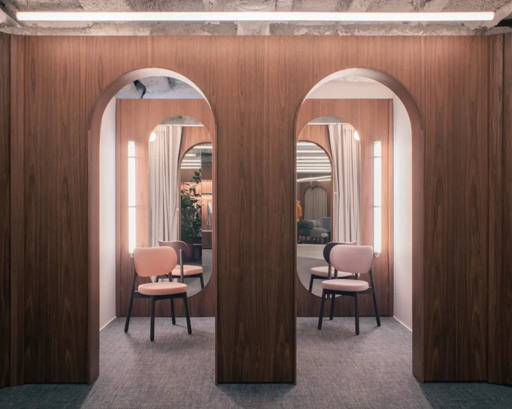 PlaC Faloni Paris Artis Lorenzo Zandri © 2024 11